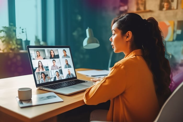 Virtual collaboration tools - The death of the physical meetings?