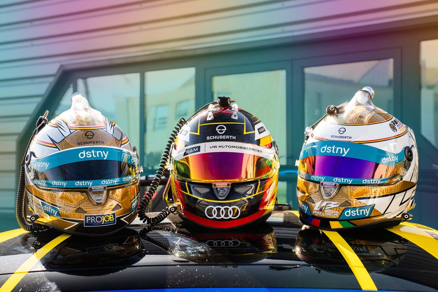 {slide.module_style.background.background_image.alt}