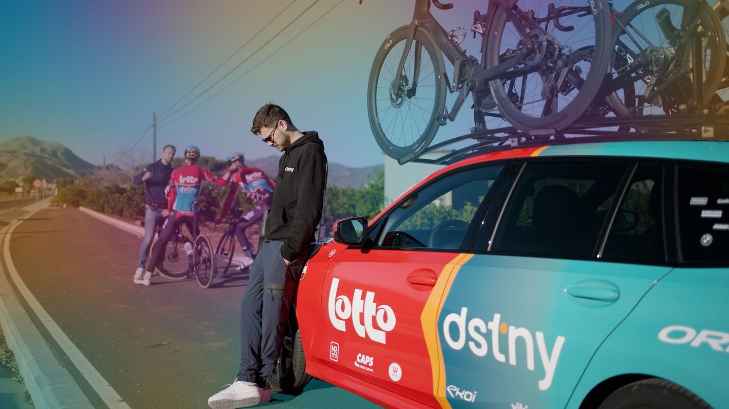 {slide.module_style.background.background_image.alt}