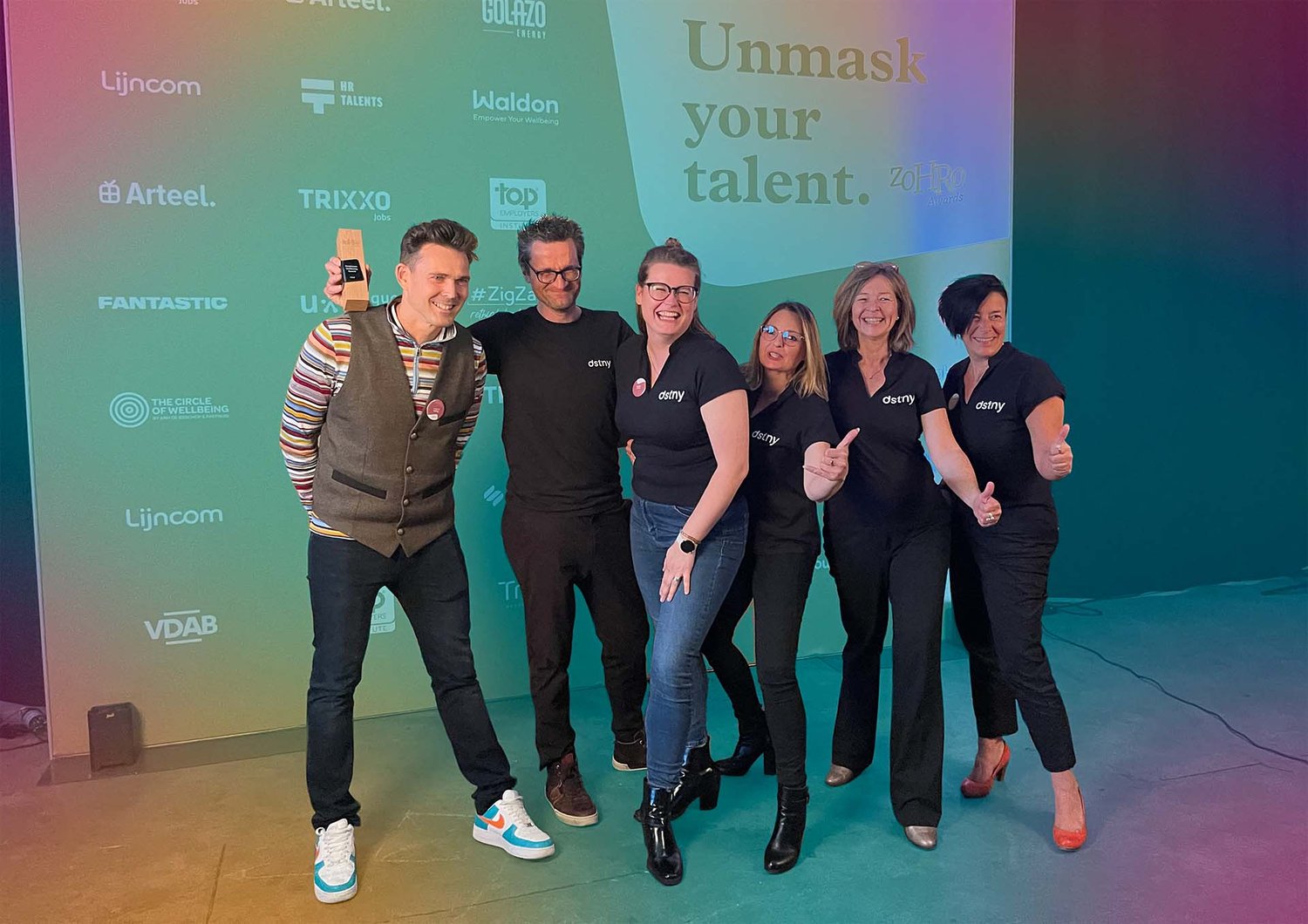 {slide.module_style.background.background_image.alt}